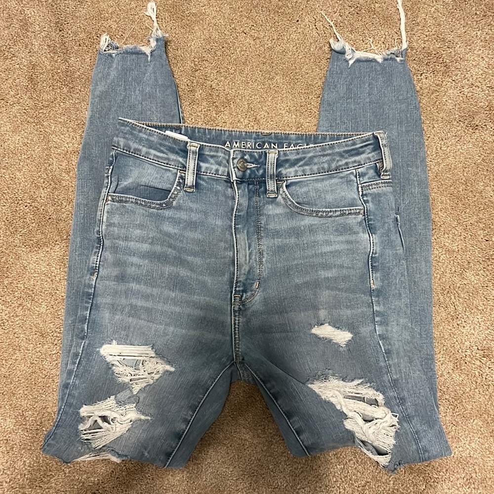 AE RIPPED SKINNY JEANS